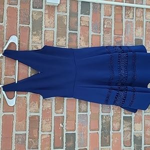 Annabella Sleeveless Dress with Patterned Bottom, Size Medium